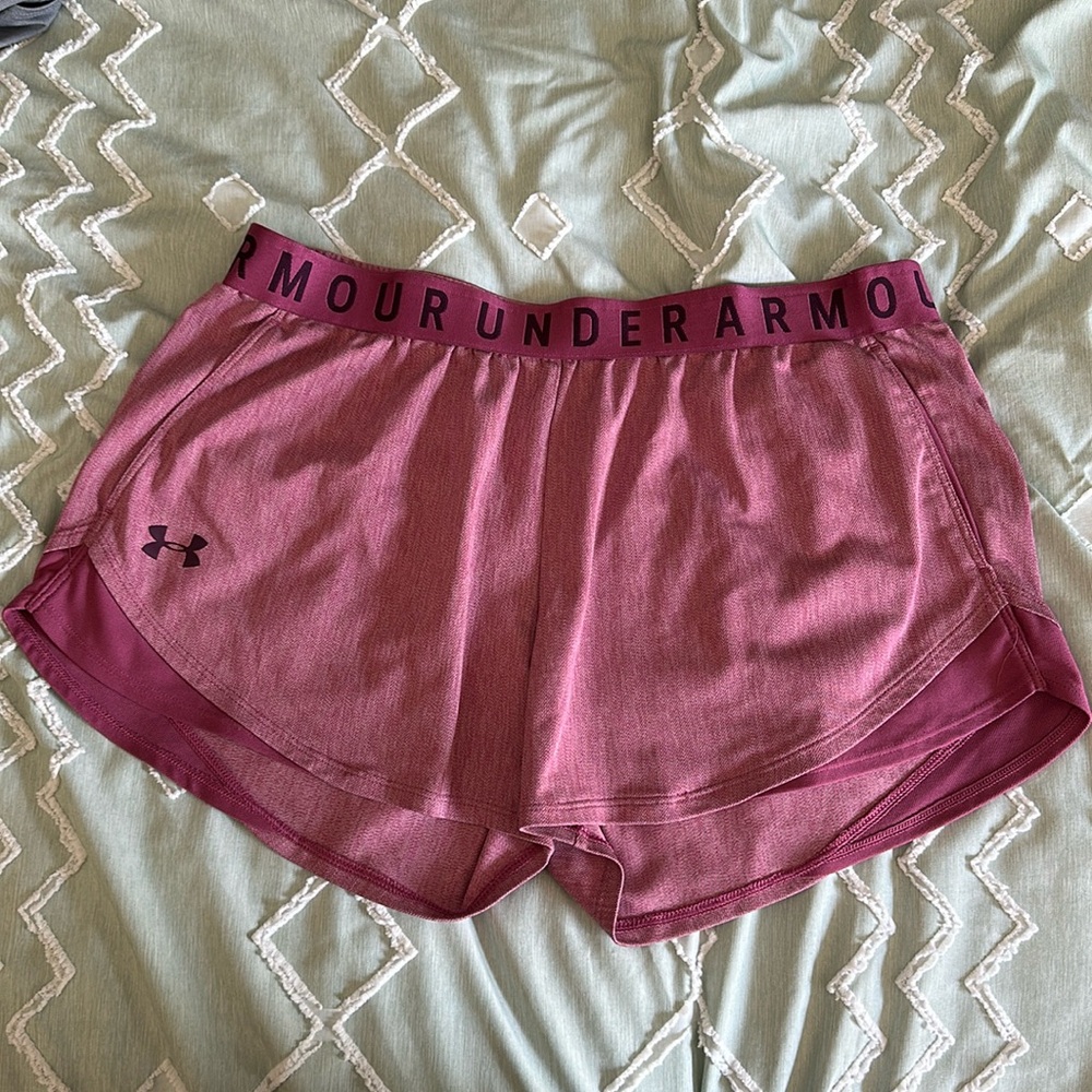 Under Armour Heat Gear Shorts- Size Large
